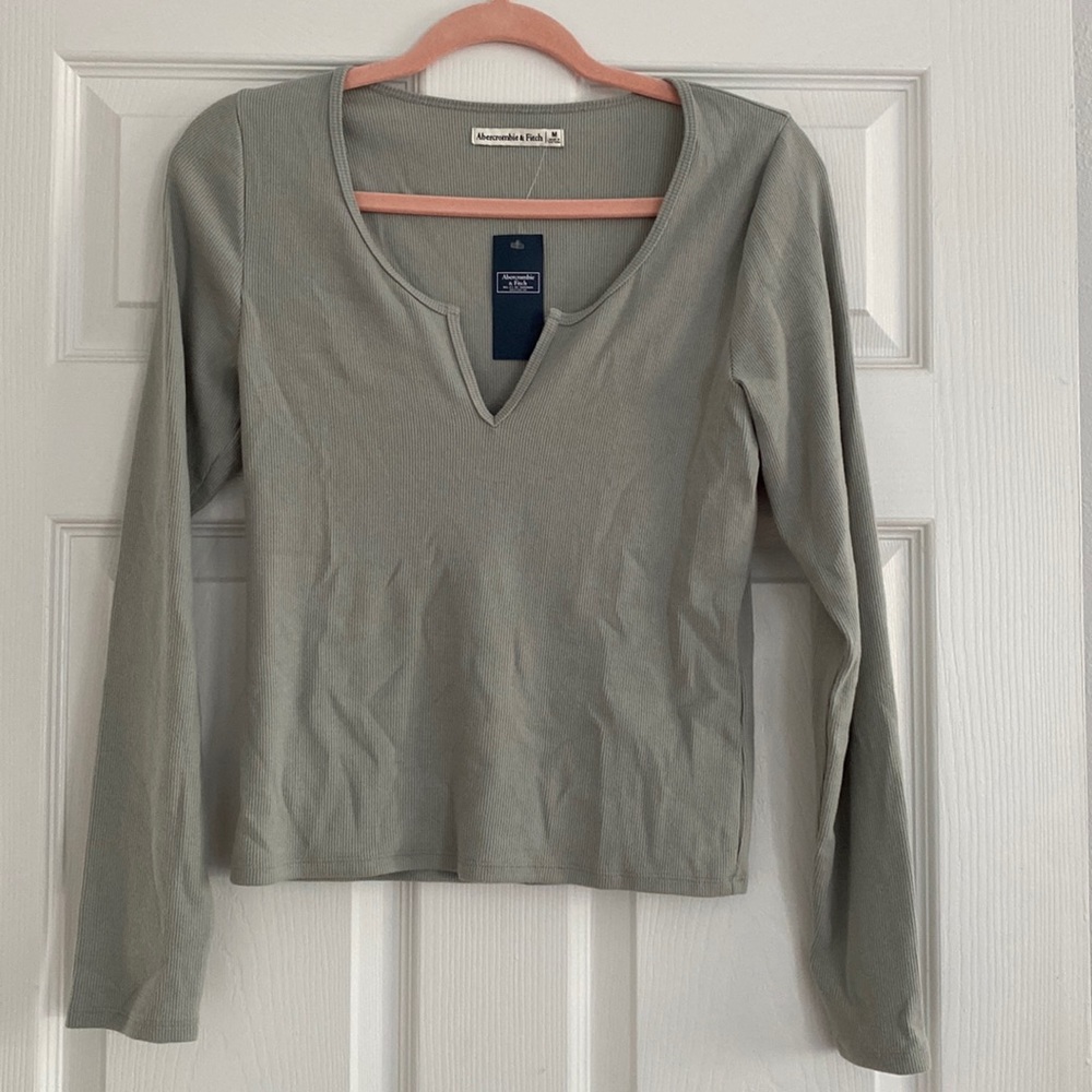 Abercrombie & Fitch Long-Sleeve Top